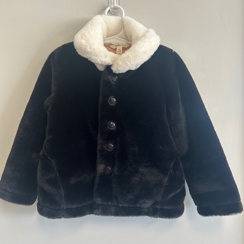 Matilda Jane Girls Faux Fur Coat Jacket Cream Collar‎ Black Buttons Size 4 NWOT